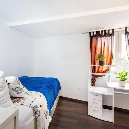 Ferienhaus Tolles Ferienhaus In Mit Garten Und Terrasse *
