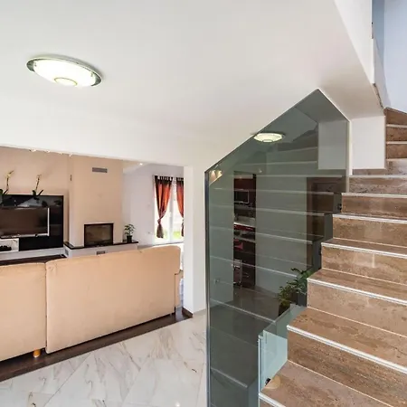 Tolles Ferienhaus In Mit Garten Und Terrasse *
